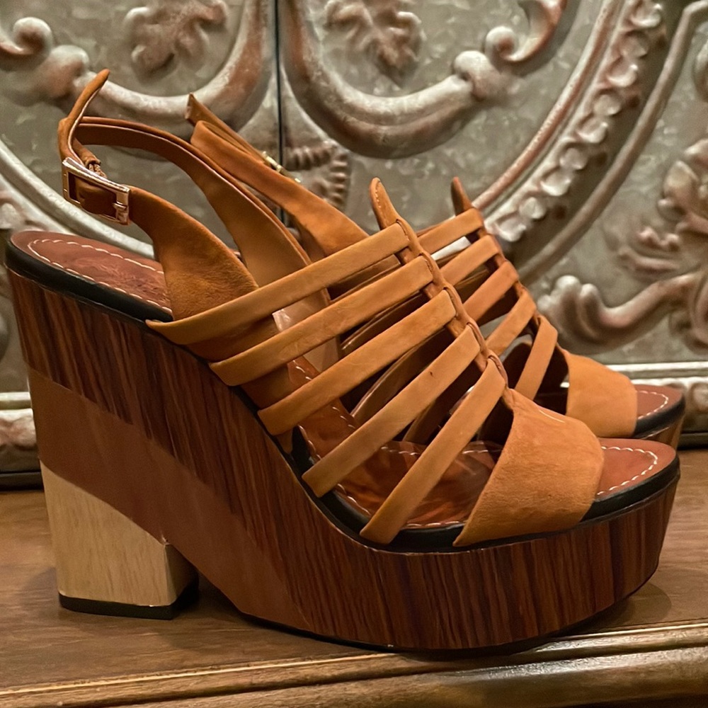 Wooden you love to take me home?